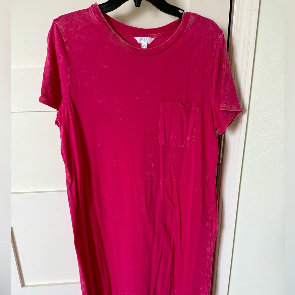 Time and Tru Hot Pink T-Shirt with Pocket